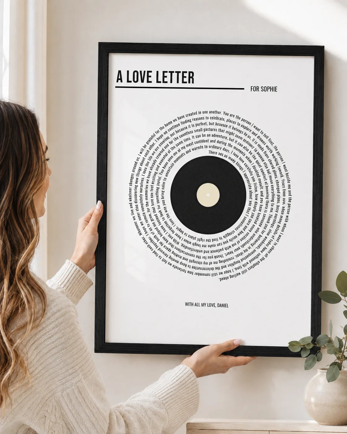 Couple with a framed custom text print